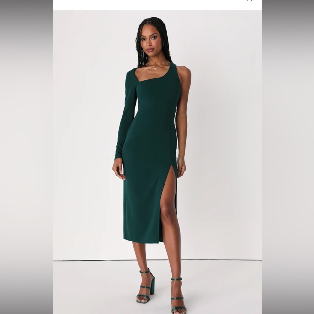 NWT Lulu’s Emerald Green Asymmetrical Long Sleeve Midi Dress size M